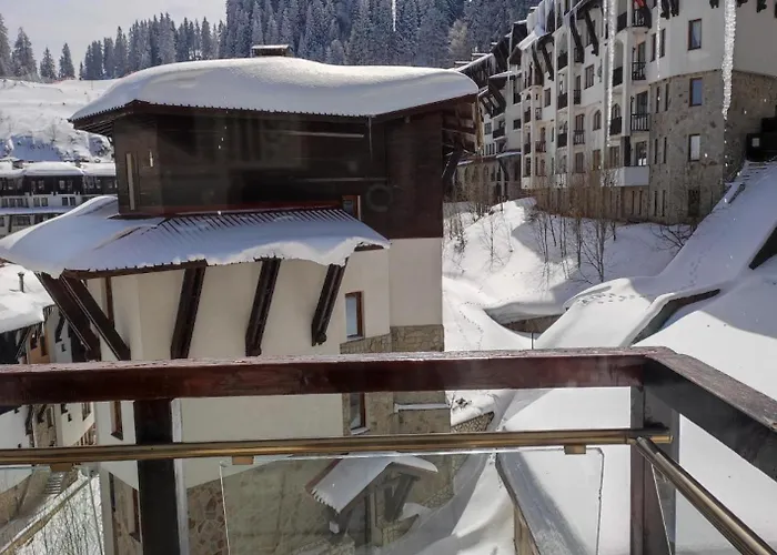 стената 4-3а Apartament